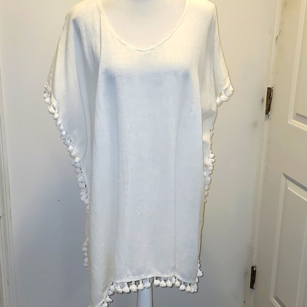 Pomander Place White Pom-Pom Trim Swim Coverup